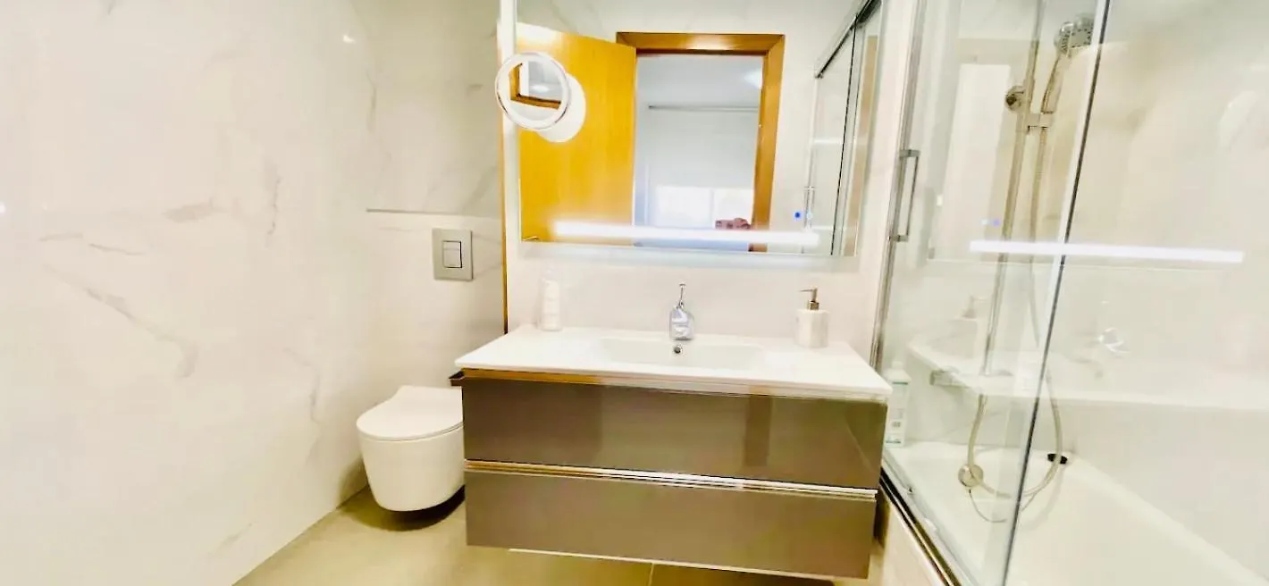 Frente A Mar Salida Directa Playa Solo 30M Agua Apartment Cubelles Spain