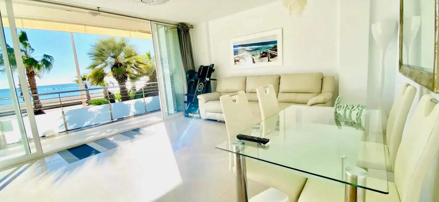 Frente A Mar Salida Directa Playa Solo 30M Agua Apartment Cubelles 0*,  Spain
