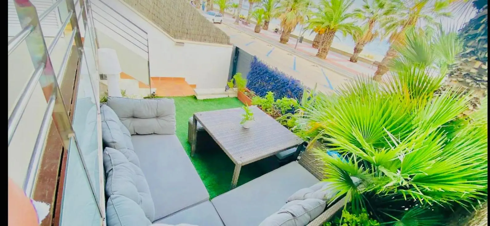 Frente A Mar Salida Directa Playa Solo 30M Agua Apartment Cubelles 0*,